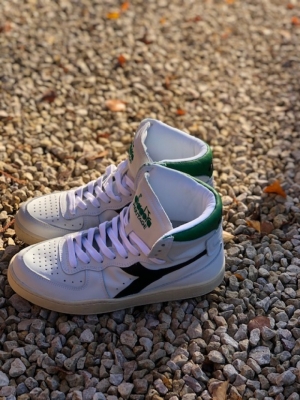 C8712 white/jel