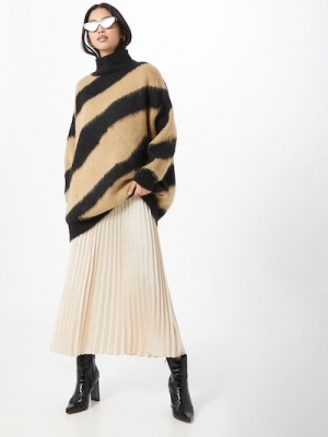 lark black stri