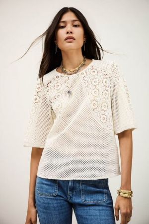  ecru